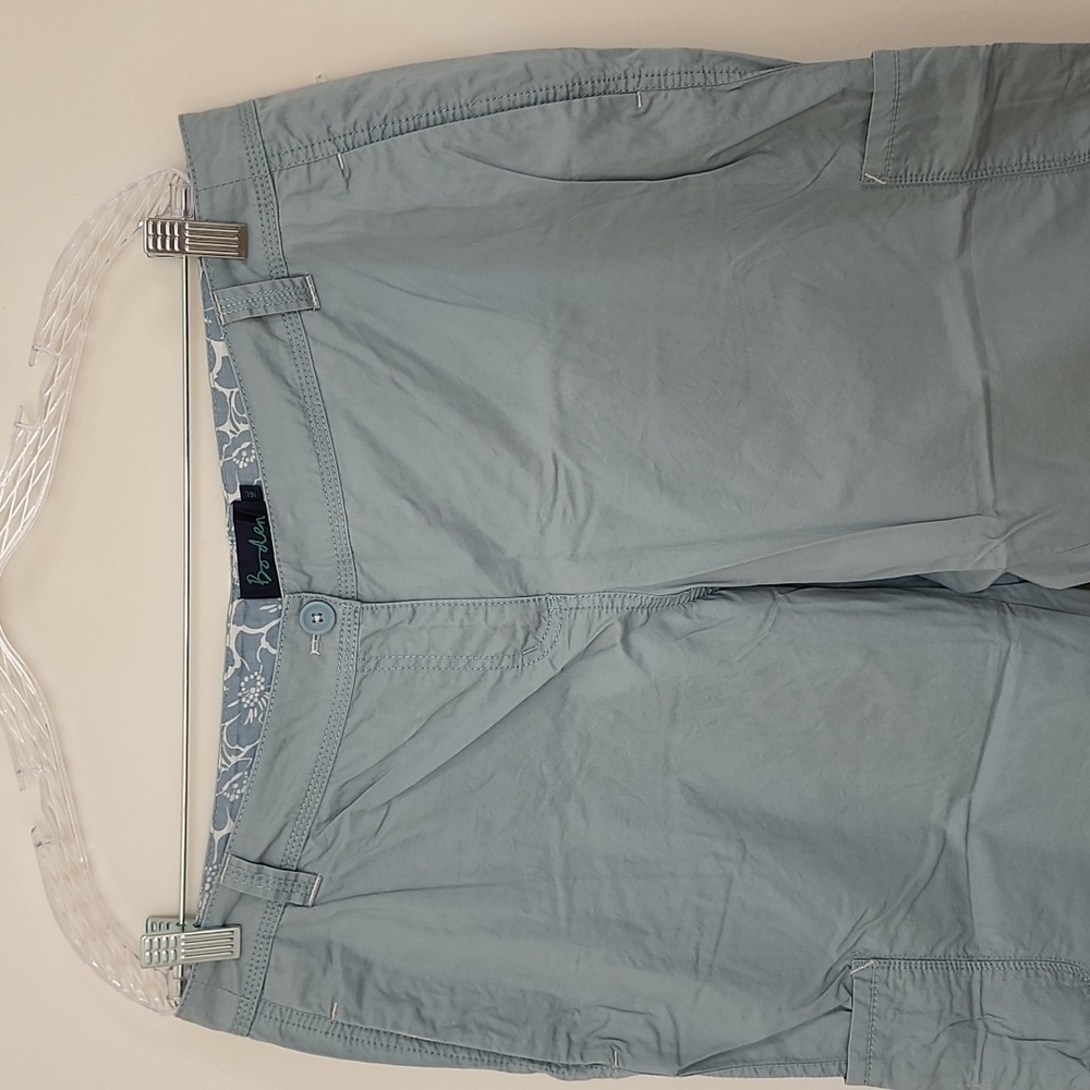 Boden Cropped Cargo Trousers